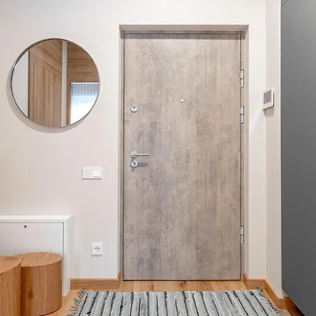 Brand New White Lotus 3 By Reside Baltic Appartement *