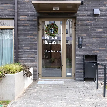 Brand New White Lotus 3 By Reside Baltic Appartement *