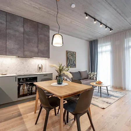 Brand New White Lotus 3 By Reside Baltic Apartment