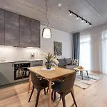 Brand New White Lotus 3 By Reside Baltic Apartment